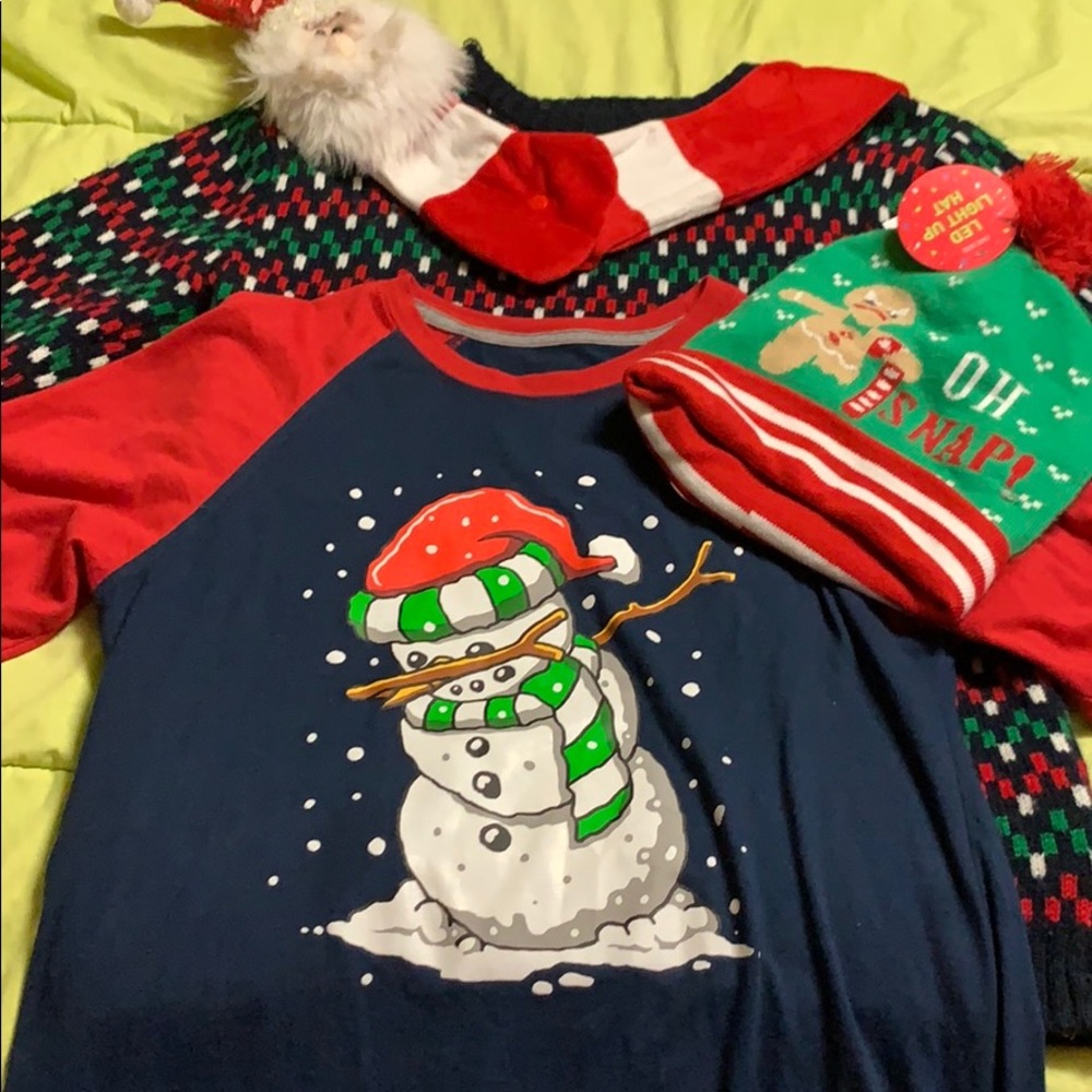 Christmas Sweater,  Dabbing T and Hat